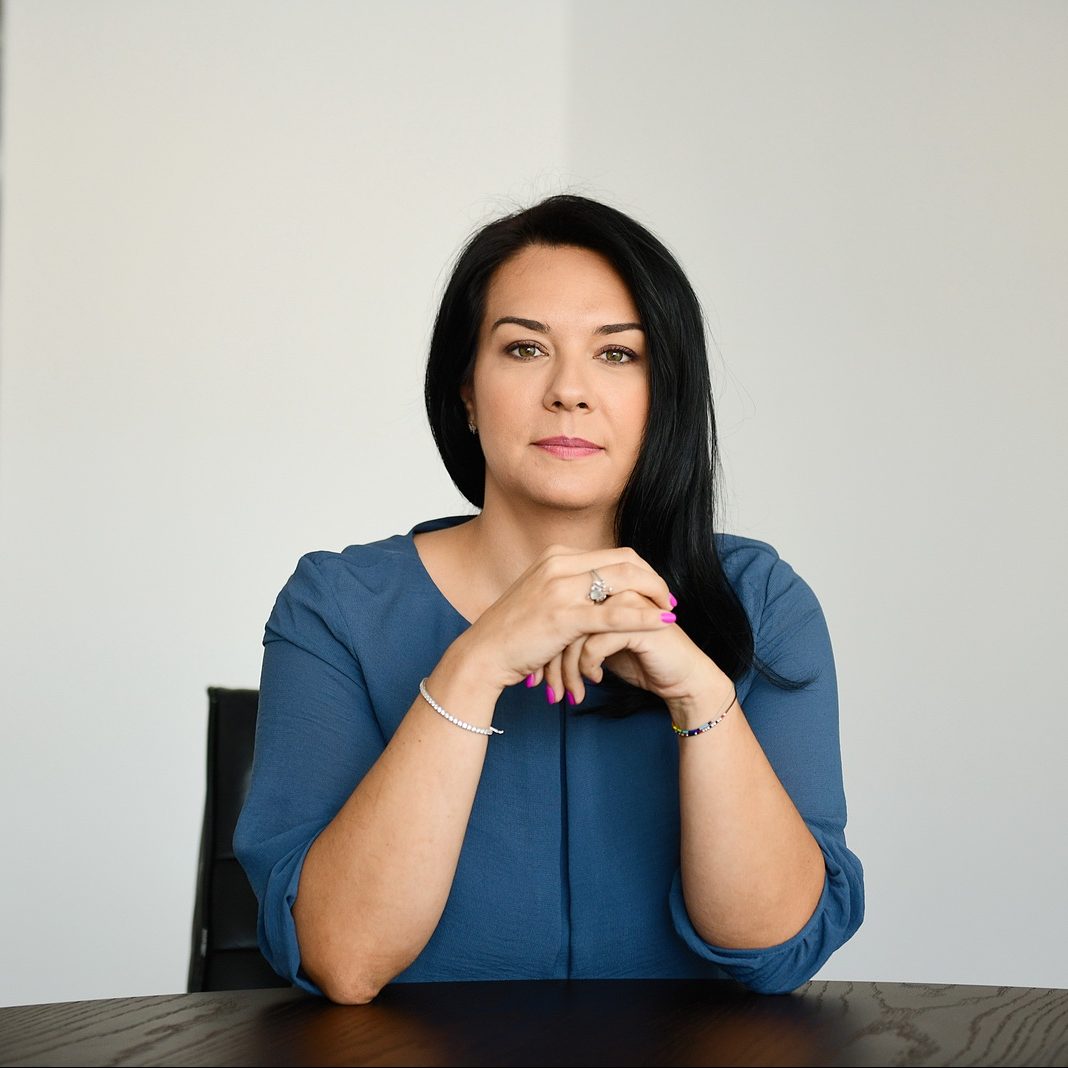 Anca Iulia Zegrean - guest speaker dposession